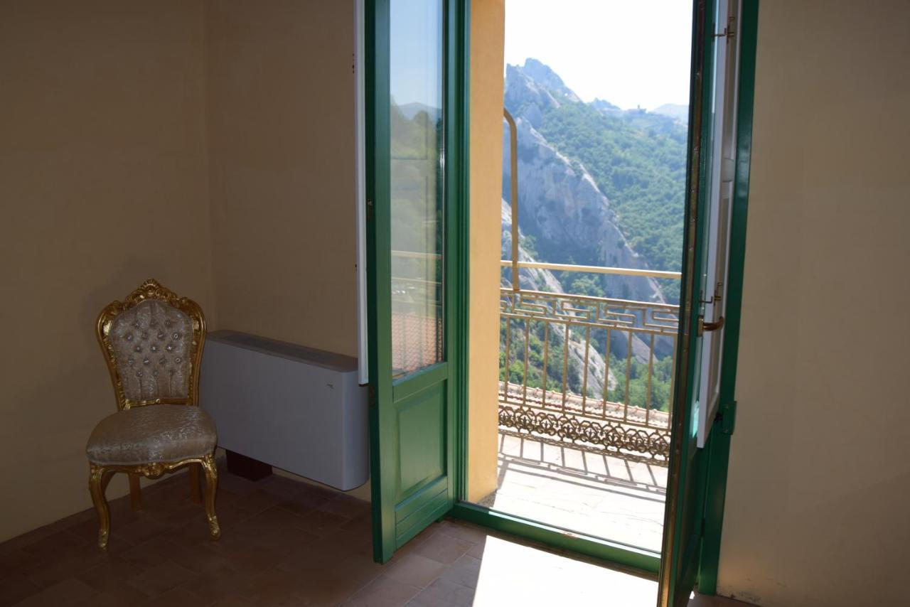 Hotel Arm' Gervasio La Residenza Castelmezzano Exterior foto